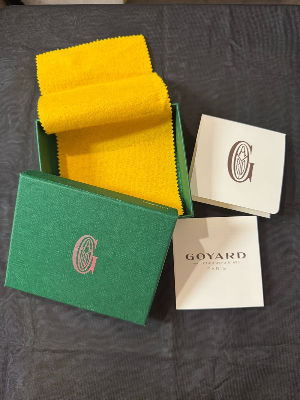 Goyard 💯% Authentic luxurious empty box w/cloth & care instruction with env set